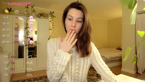 Snapshot of gingerbread__house chatting on 02-14-26, 05:53 Vasilisa online show from 02-14-26, 05:53