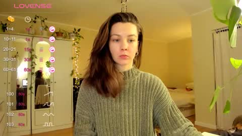 Snapshot of gingerbread__house chatting on 02-17-26, 07:53 Vasilisa online show from 02-17-26, 07:53