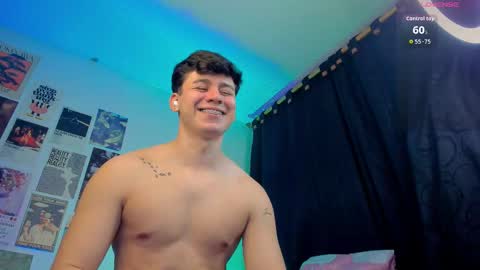 Snapshot of gingertwink_n chatting on 11-12-25, 12:55 Josh Mills online show from 11-12-25, 12:55