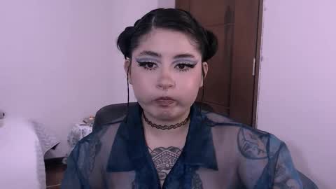 Snapshot of ginmeowuwu chatting on 10-20-25, 10:54 ginmeowuwu online show from 10-20-25, 10:54