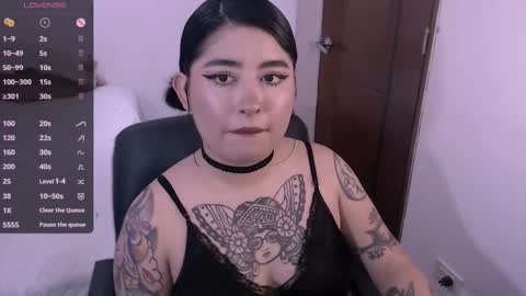 Snapshot of ginmeowuwu chatting on 10-29-25, 05:14 ginmeowuwu online show from 10-29-25, 05:14