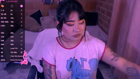 Snapshot of ginmeowuwu chatting on 01-13-26, 10:48 ginmeowuwu online show from 01-13-26, 10:48