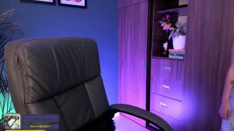 Ginnaa online show from 11-26-25, 07:04