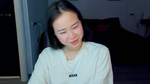 Ginny online show from 03-06-25, 01:46