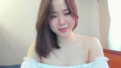 Snapshot of ginnycherry chatting on 06-09-26, 01:56 Ginny online show from 06-09-26, 01:56