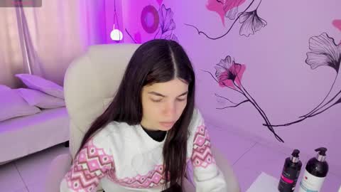 Snapshot of ginnywett chatting on 01-15-26, 01:16 Kendall online show from 01-15-26, 01:16