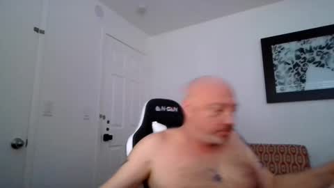 Snapshot of ginofashion chatting on 04-05-26, 05:10 ginofashion online show from 04-05-26, 05:10