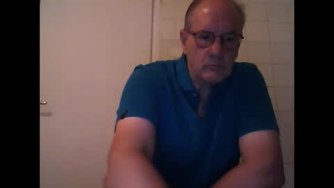 Snapshot of ginot34 chatting on 09-18-25, 07:21 ginot34 online show from 09-18-25, 07:21