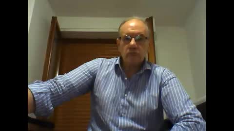 Snapshot of ginot34 chatting on 09-22-25, 08:38 ginot34 online show from 09-22-25, 08:38