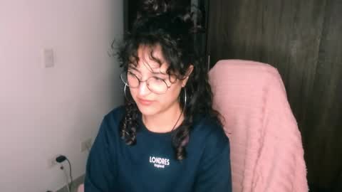 giny_bean online show from 05-01-26, 12:15