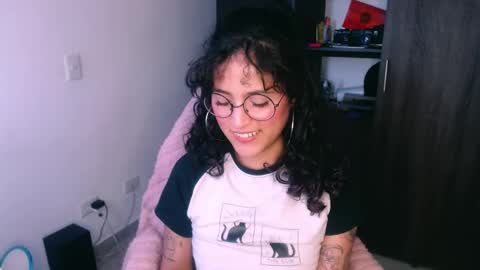 giny_bean online show from 05-15-26, 10:39