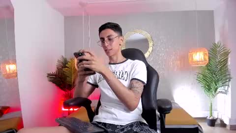 Snapshot of gio_carangi chatting on 06-16-26, 11:51 Gio Carangi online show from 06-16-26, 11:51