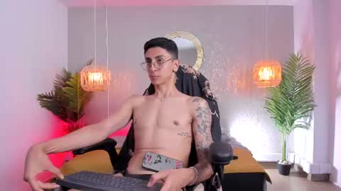 Snapshot of gio_carangi chatting on 06-18-26, 09:14 Gio Carangi online show from 06-18-26, 09:14