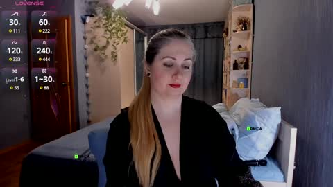 Snapshot of gioconda_21 chatting on 01-07-25, 04:18 Lana online show from 01-07-25, 04:18