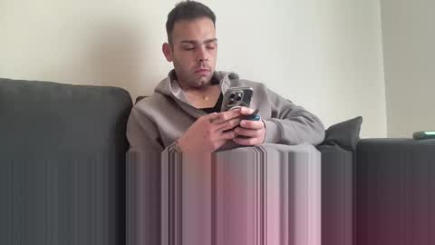 Snapshot of gionnylove chatting on 04-15-26, 08:54 gionnylove online show from 04-15-26, 08:54