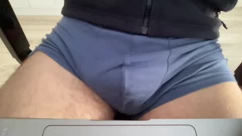 giovaa23 online show from 05-06-26, 07:02