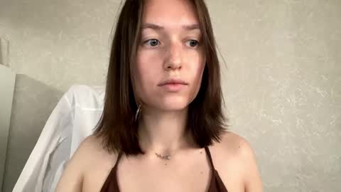 Melisa online show from 05-18-26, 04:07