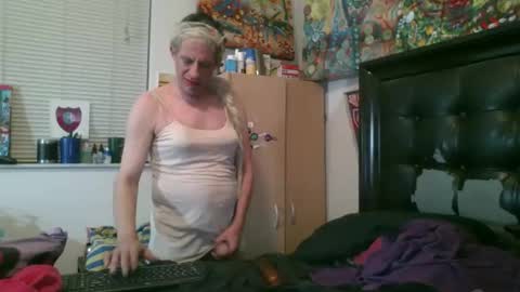 Snapshot of giovanni131971 chatting on 01-06-26, 01:20 giovanni131971 online show from 01-06-26, 01:20