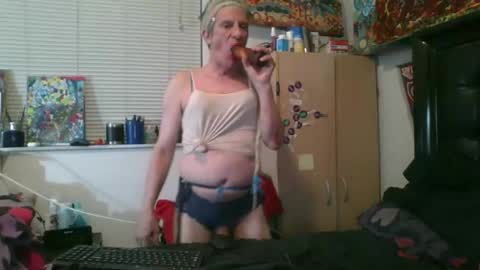 Snapshot of giovanni131971 chatting on 02-18-26, 04:52 giovanni131971 online show from 02-18-26, 04:52