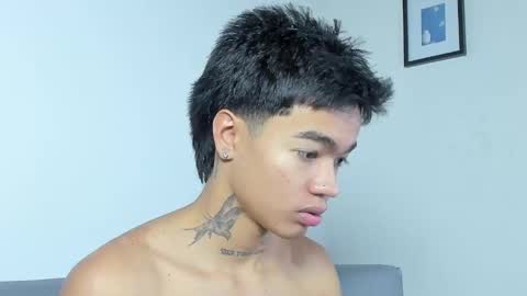 Snapshot of giraldo_giraldo chatting on 01-20-25, 02:25 Giraldo online show from 01-20-25, 02:25