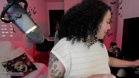 girl_inline online show from 10-24-25, 01:57