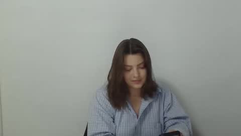girl_leya online show from 10-26-25, 08:15