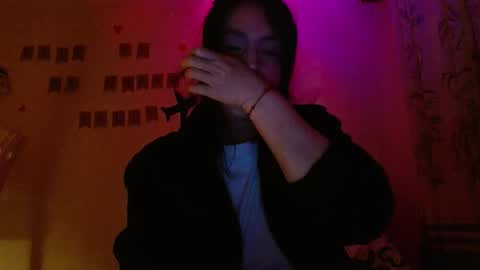 Snapshot of girl_marvel1 chatting on 11-07-25, 06:02 Alejandra online show from 11-07-25, 06:02