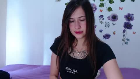 Snapshot of girl_naughty11 chatting on 05-19-26, 07:31 Isabella online show from 05-19-26, 07:31
