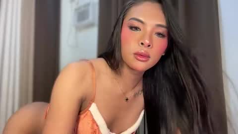 queen ronna online show from 05-31-26, 06:09