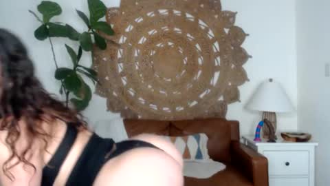 Girlnexxxdoor online show from 05-19-26, 11:44