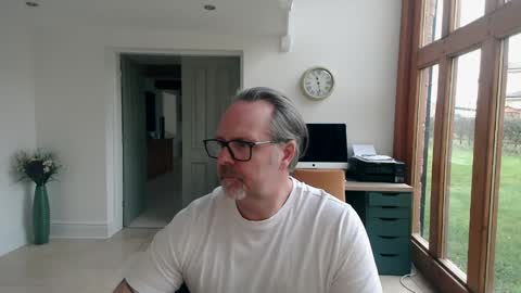 girlsandbikes online show from 01-23-25, 11:26