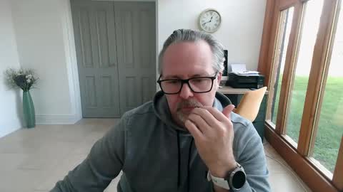 girlsandbikes online show from 01-24-25, 12:41