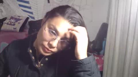 Snapshot of girlsex_hot chatting on 03-10-26, 04:06 girlsex_hot online show from 03-10-26, 04:06