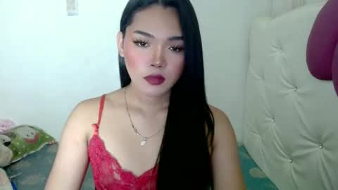 Snapshot of girlsweet_preciousxoxo chatting on 11-19-25, 11:43 Precious online show from 11-19-25, 11:43