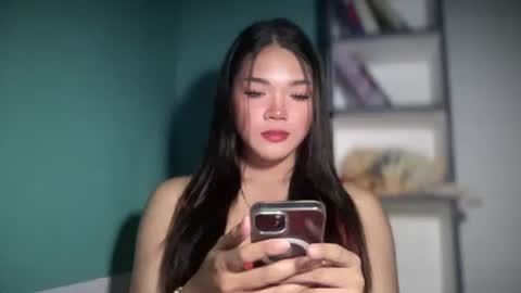 Snapshot of girlsweet_preciousxoxo chatting on 11-27-25, 02:19 Precious online show from 11-27-25, 02:19