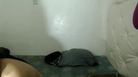 Snapshot of girlsweet_preciousxoxo chatting on 01-16-26, 05:11 Precious online show from 01-16-26, 05:11