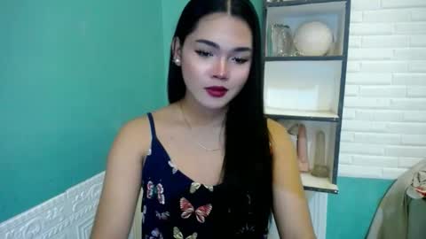 Snapshot of girlsweet_preciousxoxo chatting on 02-01-26, 01:42 Precious online show from 02-01-26, 01:42