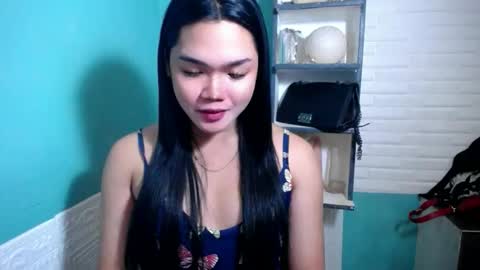 Snapshot of girlsweet_preciousxoxo chatting on 02-03-26, 06:40 Precious online show from 02-03-26, 06:40