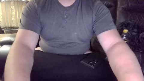 Snapshot of girthysausage904344 chatting on 01-11-25, 06:14 GirthySausage online show from 01-11-25, 06:14