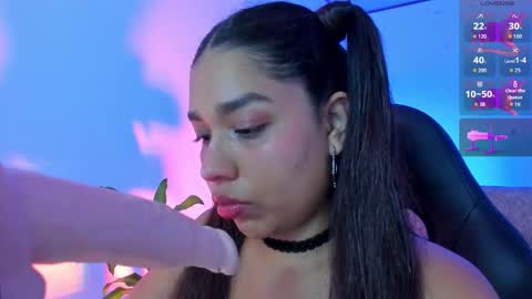 Snapshot of giselle_upp chatting on 11-19-25, 03:28 Giselle online show from 11-19-25, 03:28