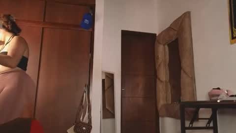 Snapshot of giselreyes1 chatting on 01-18-26, 05:44 . Gisel Reyes . online show from 01-18-26, 05:44