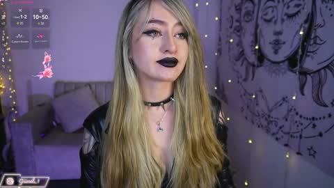 Snapshot of giselx_xx chatting on 04-04-26, 10:40 GISEL online show from 04-04-26, 10:40