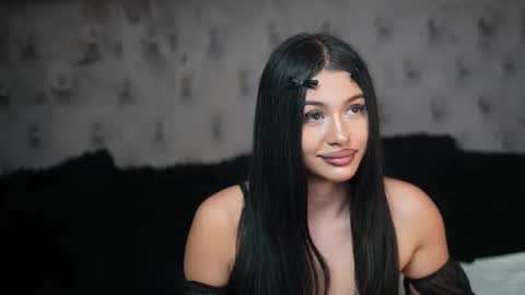 Snapshot of giuliasya chatting on 10-14-25, 08:31  Giulia  online show from 10-14-25, 08:31