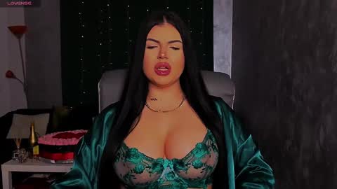 Giulia online show from 03-07-25, 10:21