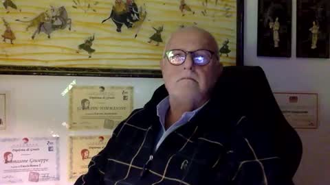 giutomma930394 online show from 11-30-25, 02:43