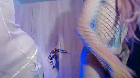 Snapshot of give_me_orgasms chatting on 11-26-25, 04:13 Nice to meet you my name is Heyli online show from 11-26-25, 04:13