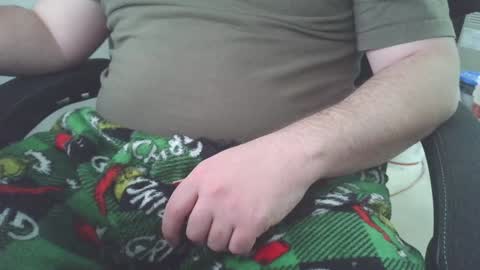 Snapshot of givemeitniceandslow chatting on 12-20-24, 08:17 JuicyThickkkDaddy online show from 12-20-24, 08:17