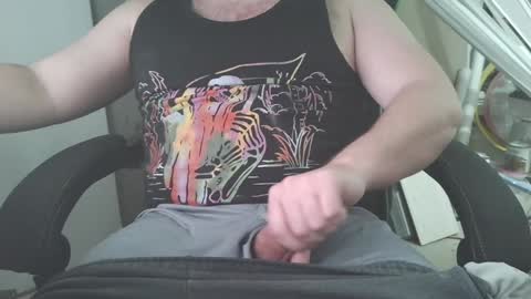 Snapshot of givemeitniceandslow chatting on 01-27-25, 10:27 JuicyThickkkDaddy online show from 01-27-25, 10:27