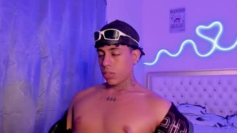 Snapshot of glader_guy chatting on 10-18-25, 09:15 only for you bby  online show from 10-18-25, 09:15