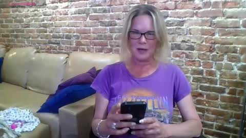 Gwendolyn online show from 05-18-26, 03:35